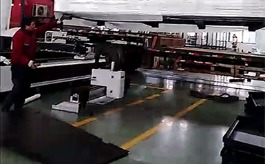 浙江海寧成交T3-6015-4千瓦大包圍激光切割機